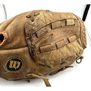 Baseball Glove A2234 RHT Wilson Ron Guidry Pro Style Dual Hinge Glove Mitt